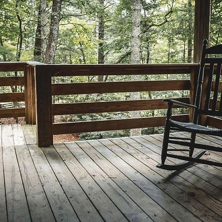 Deer Run Cabin At 36 North - Hot Tub Purlear Bagian luar foto
