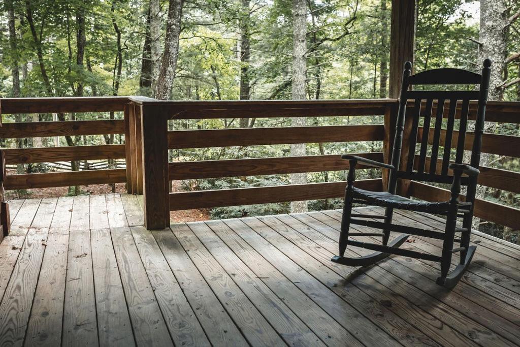 Deer Run Cabin At 36 North - Hot Tub Purlear Bagian luar foto